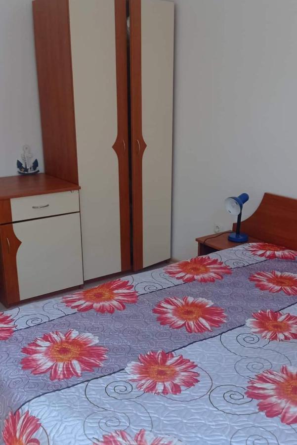 Modern 2 Bedroom Apartment In Top Location In Sunny Beach Just 150 Meters From Casino Platinum Kültér fotó