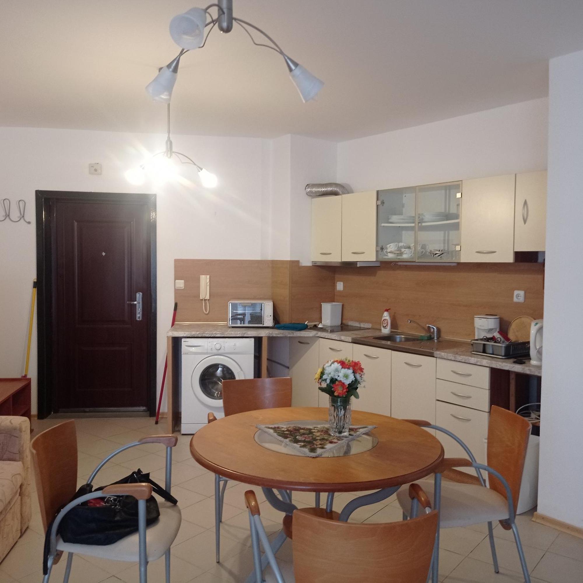 Modern 2 Bedroom Apartment In Top Location In Sunny Beach Just 150 Meters From Casino Platinum Kültér fotó